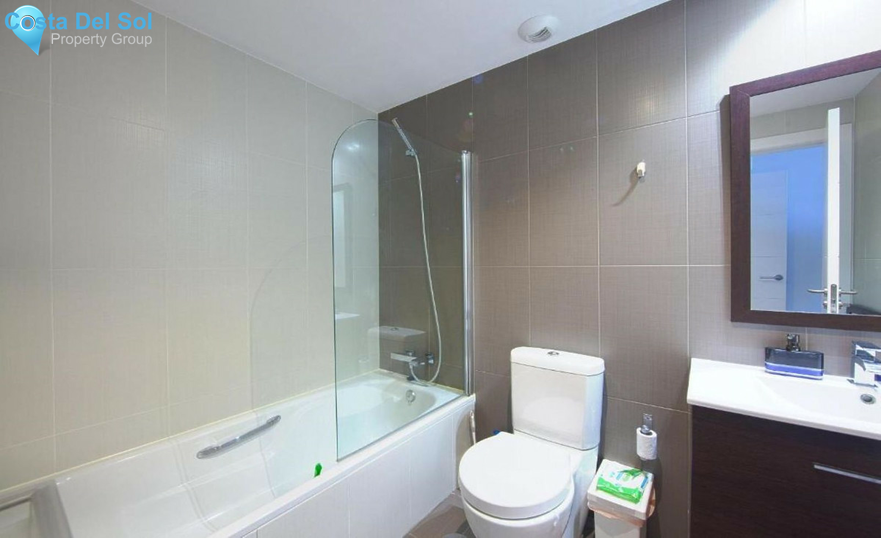 Middle Floor Apartment in La Mairena-1510271