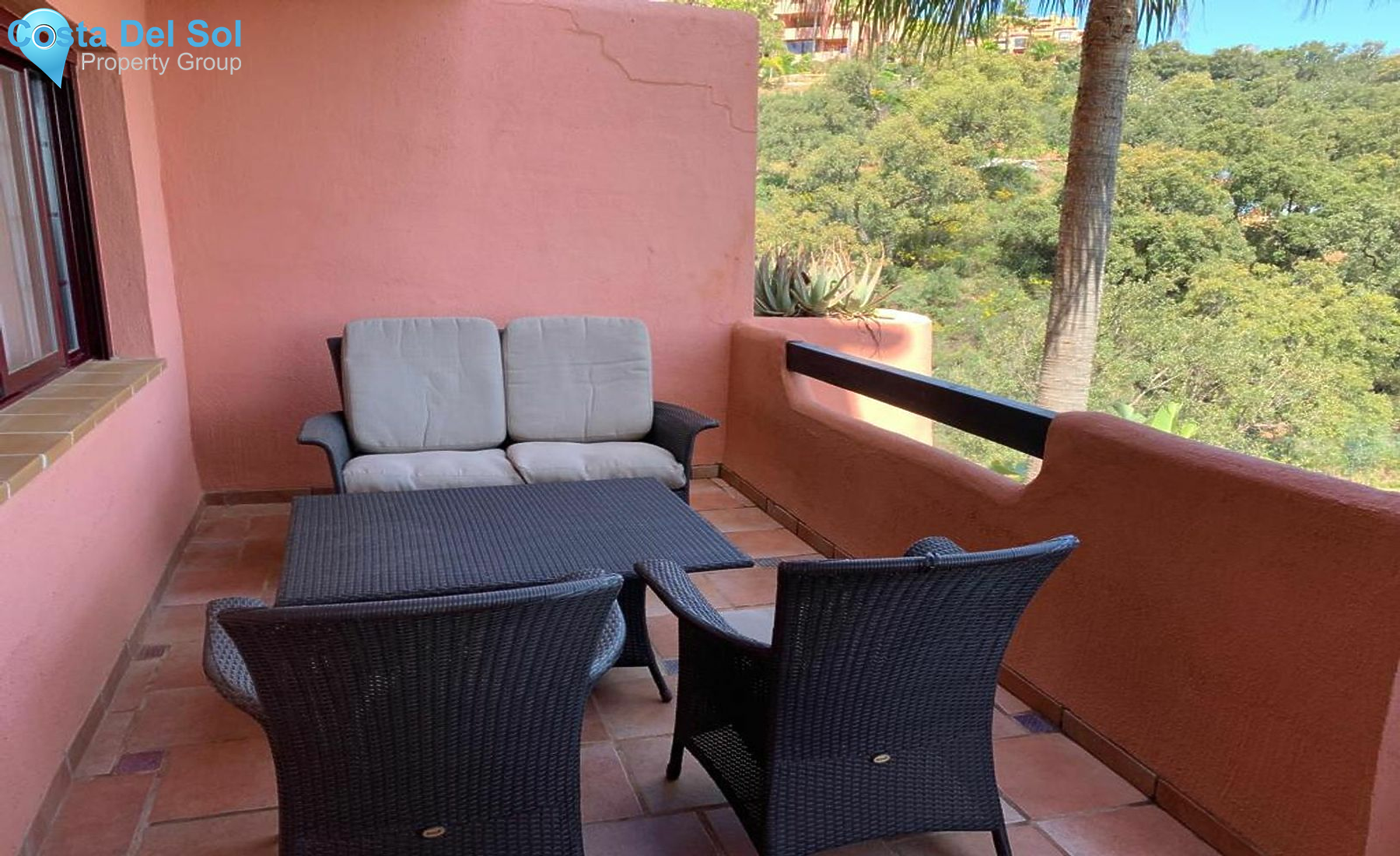 Middle Floor Apartment in La Mairena-1518094