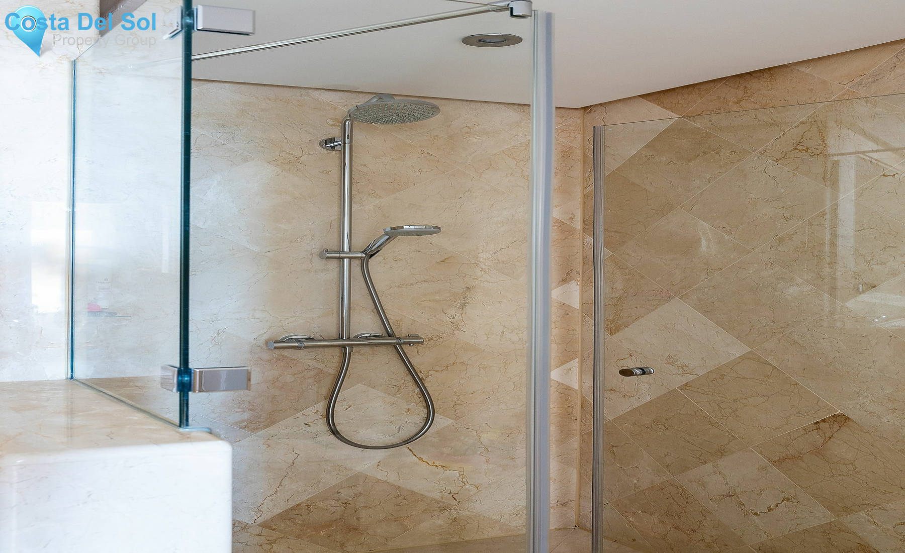 Middle Floor Apartment in La Mairena-1518443