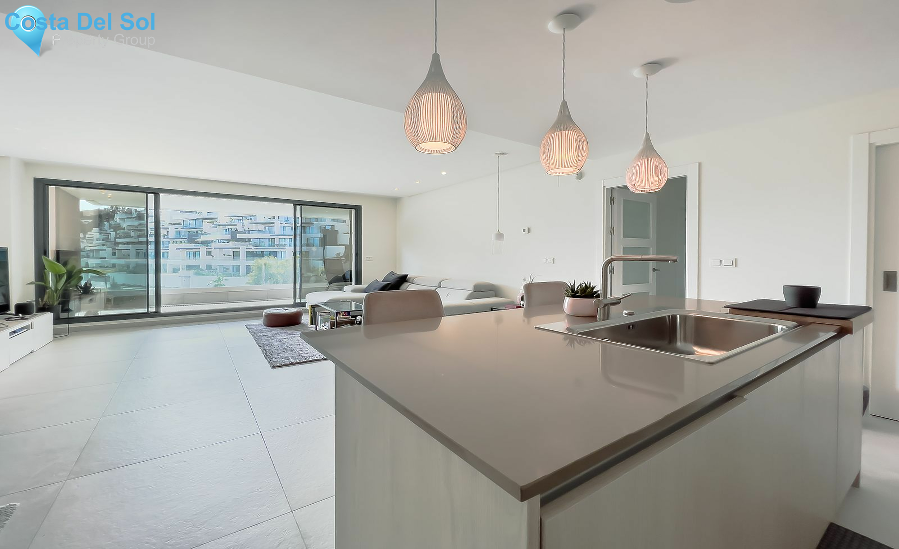 Middle Floor Apartment in La Quinta-1179443