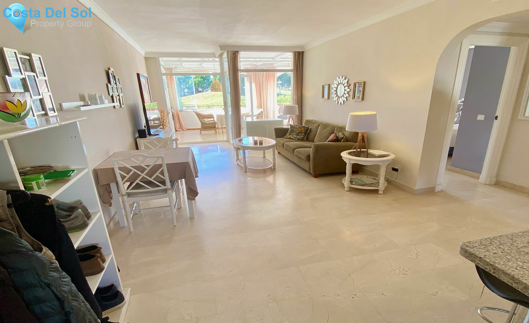 Middle Floor Apartment in La Quinta-1529821