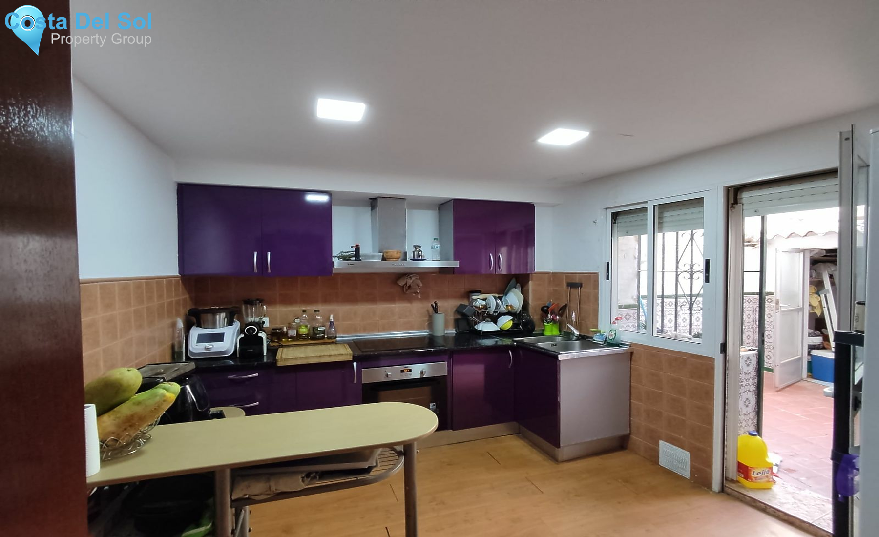 Middle Floor Apartment in La Trinidad-1168323