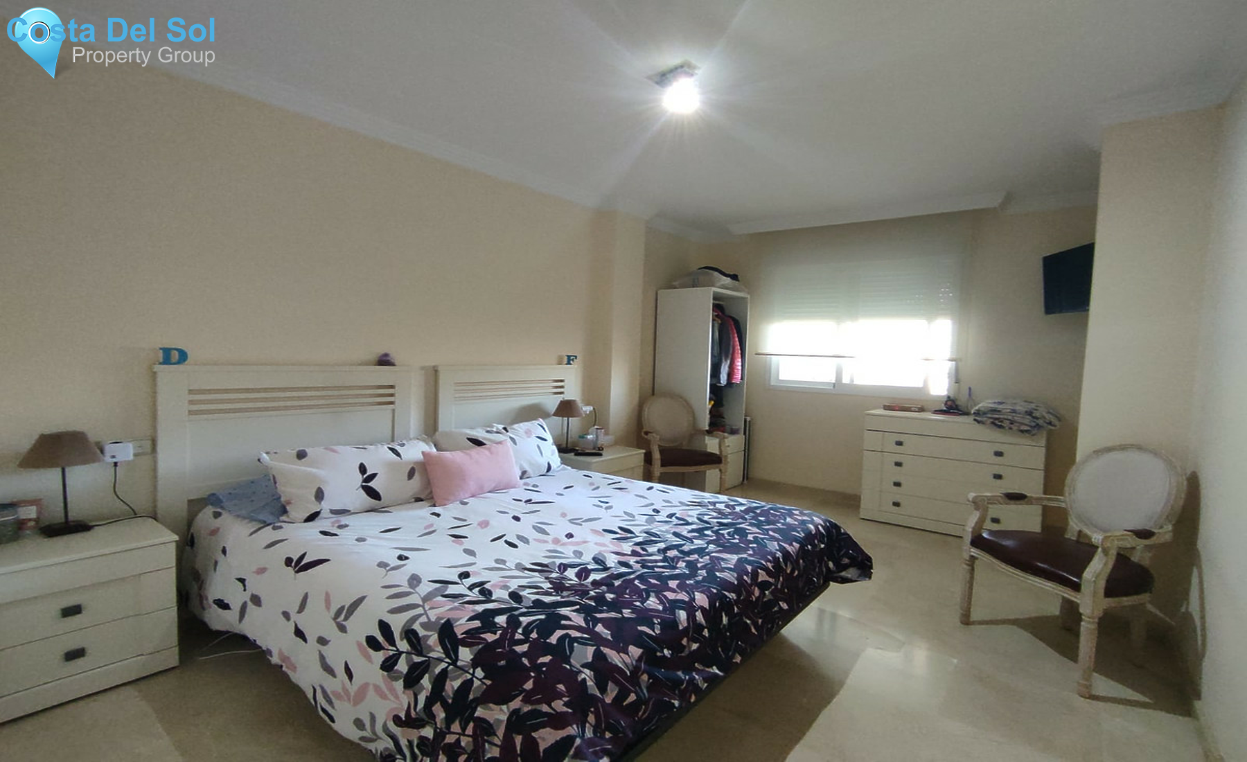 Middle Floor Apartment in Las Brisas-1321467