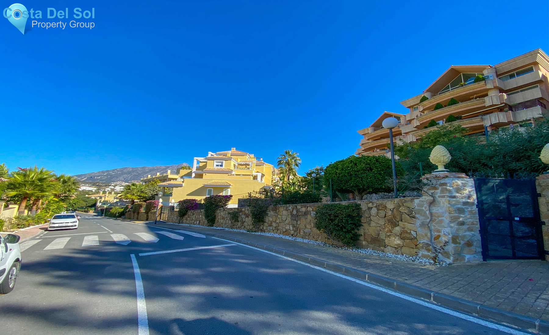 Middle Floor Apartment in Las Brisas-1321473