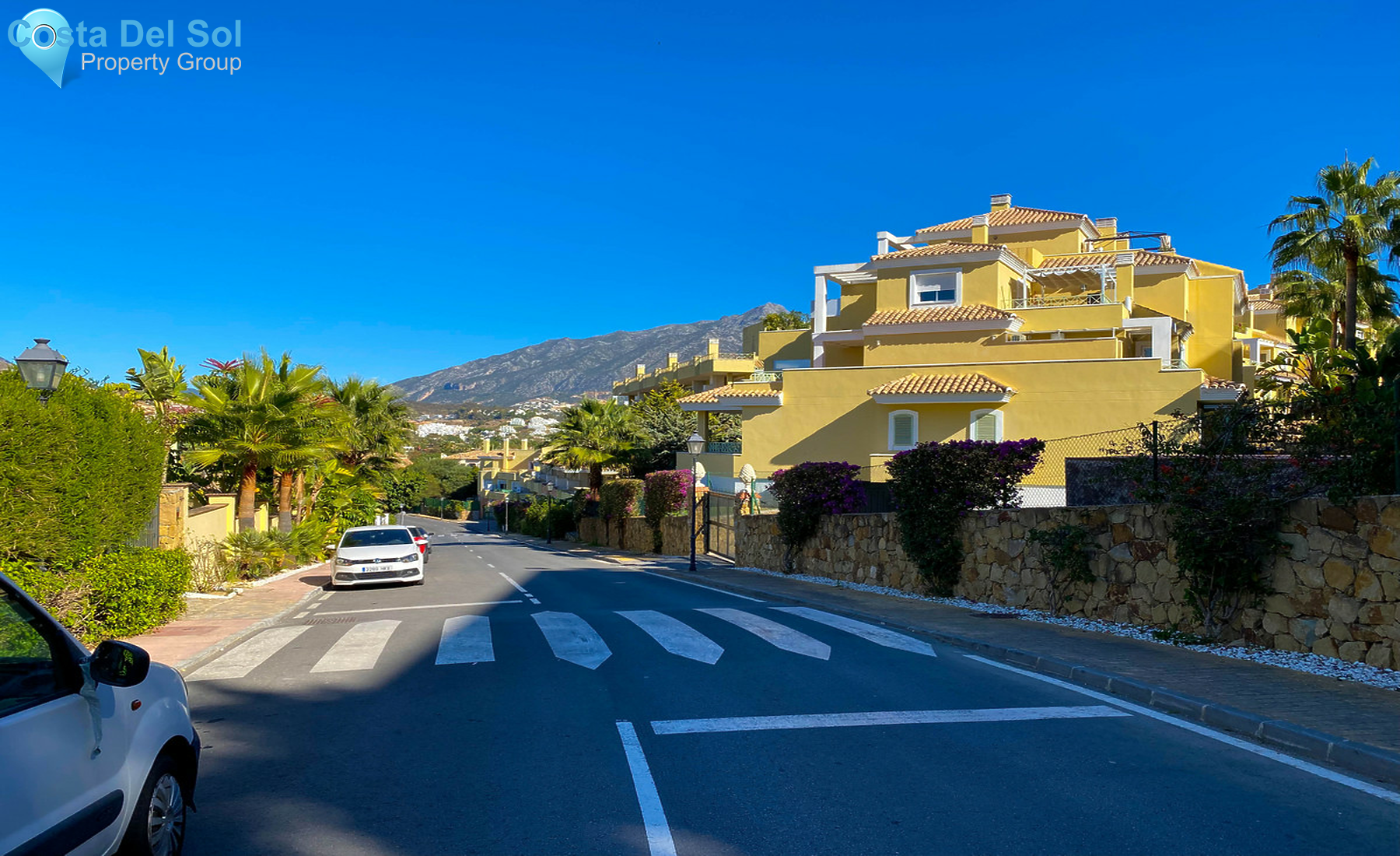 Middle Floor Apartment in Las Brisas-1321474