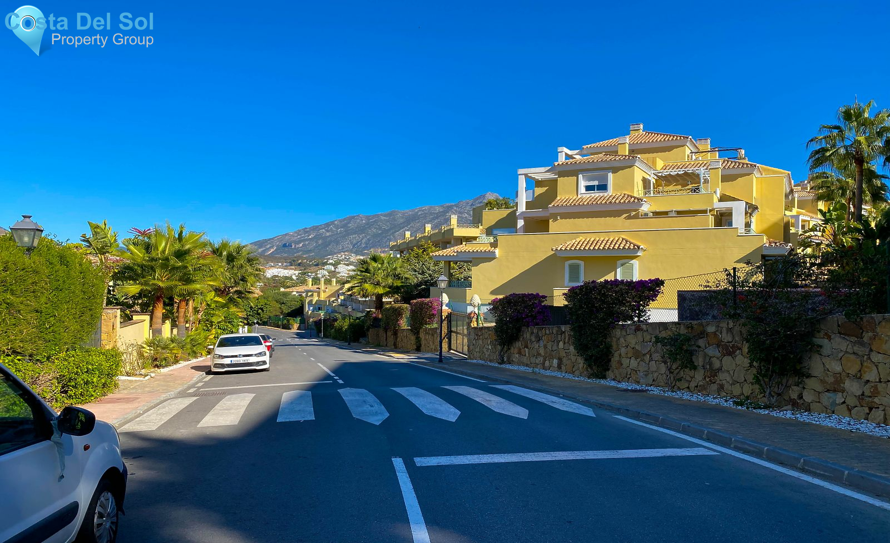 Middle Floor Apartment in Las Brisas-1192472