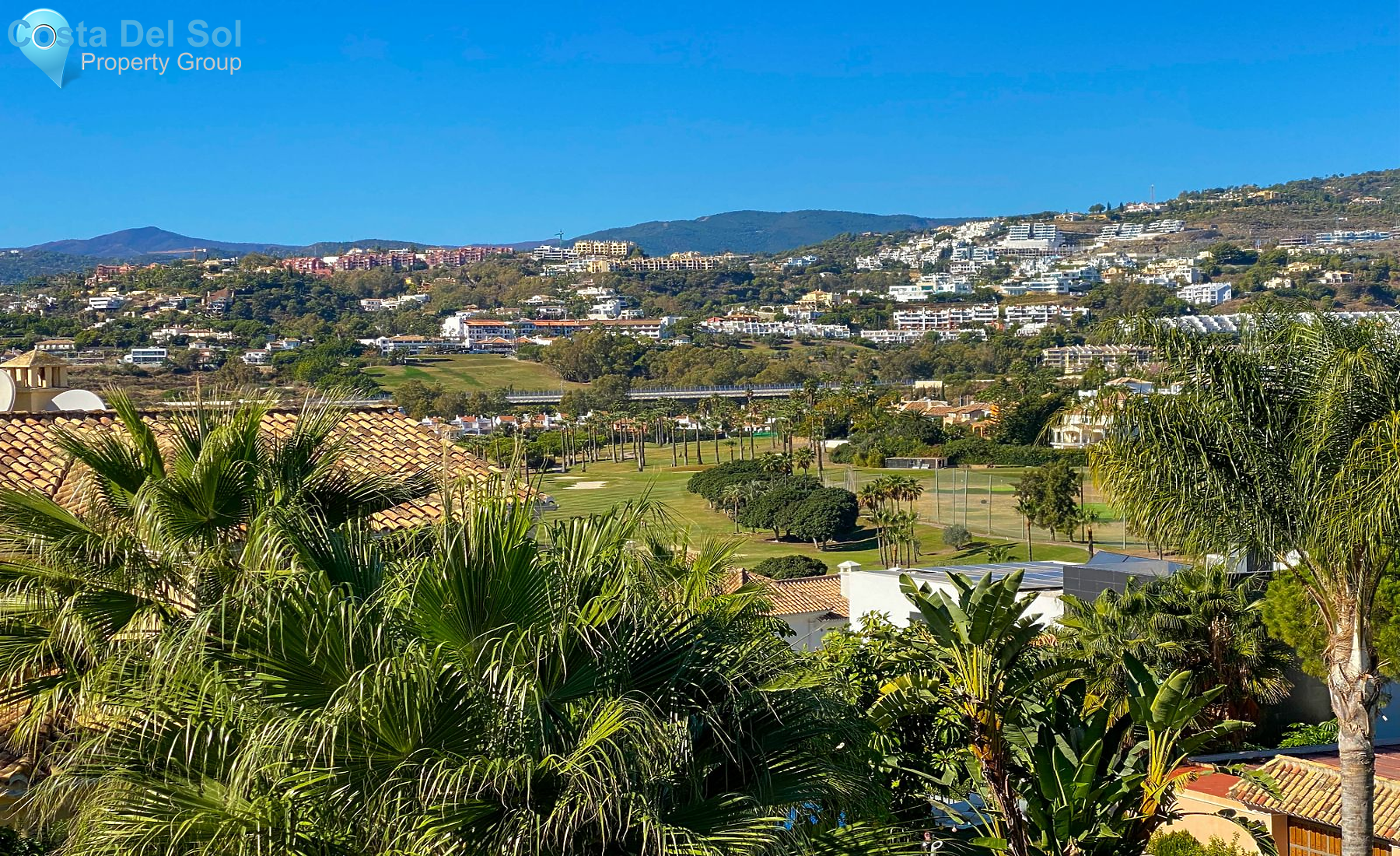 Middle Floor Apartment in Las Brisas-1192457