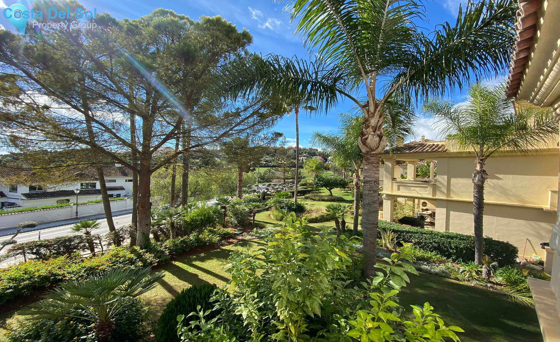 Middle Floor Apartment in Las Brisas-1417543