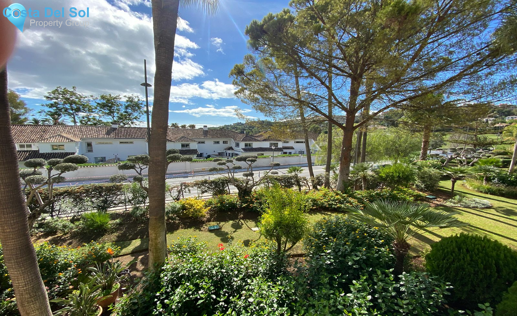 Middle Floor Apartment in Las Brisas-1417548