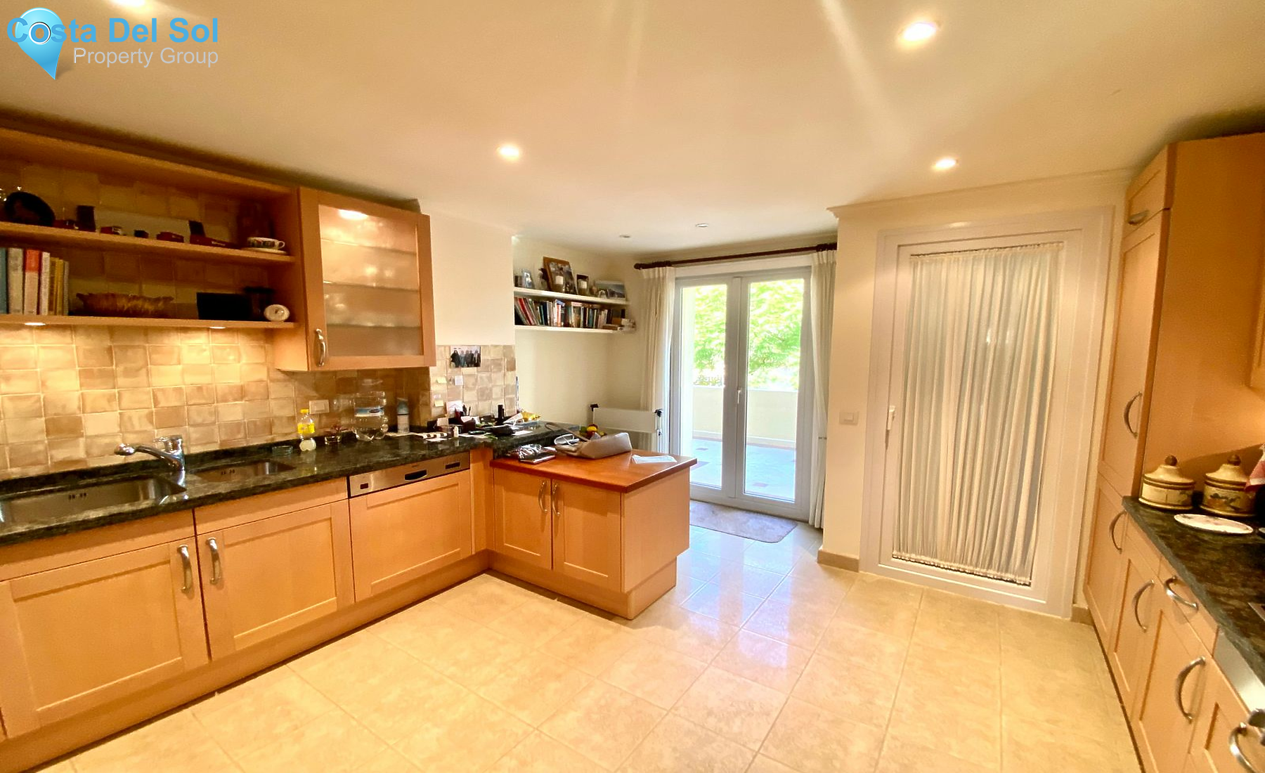 Middle Floor Apartment in Las Brisas-1417533