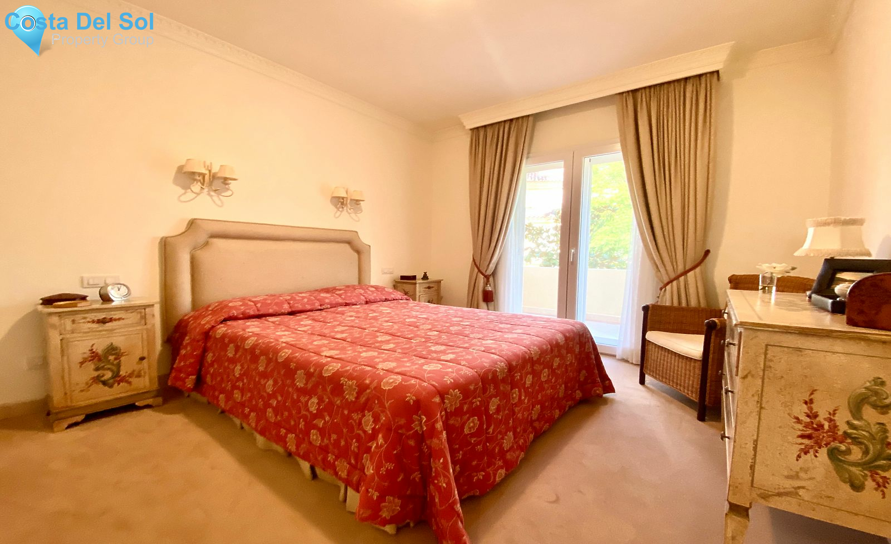 Middle Floor Apartment in Las Brisas-1417535