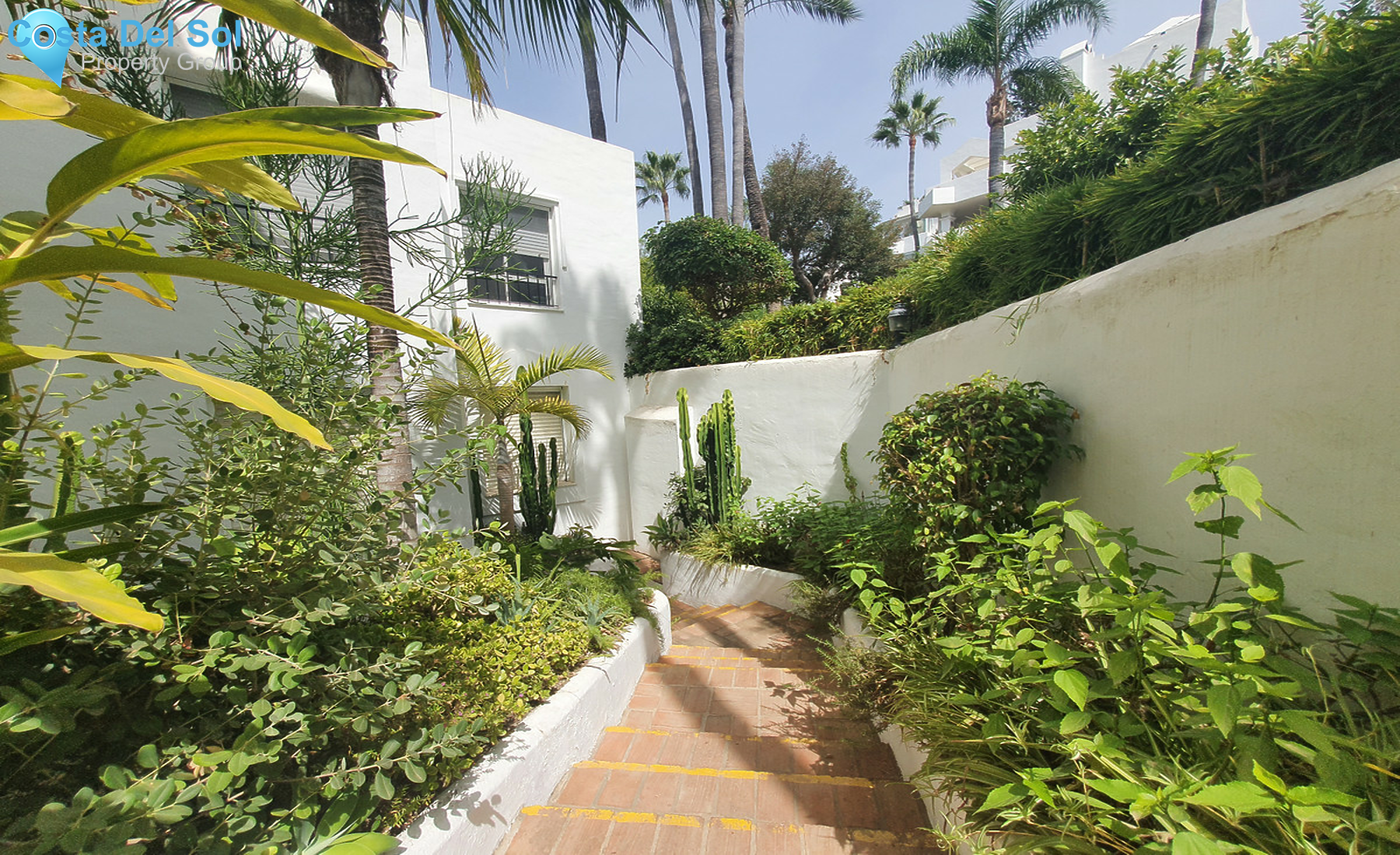 Middle Floor Apartment in Las Chapas-1343245