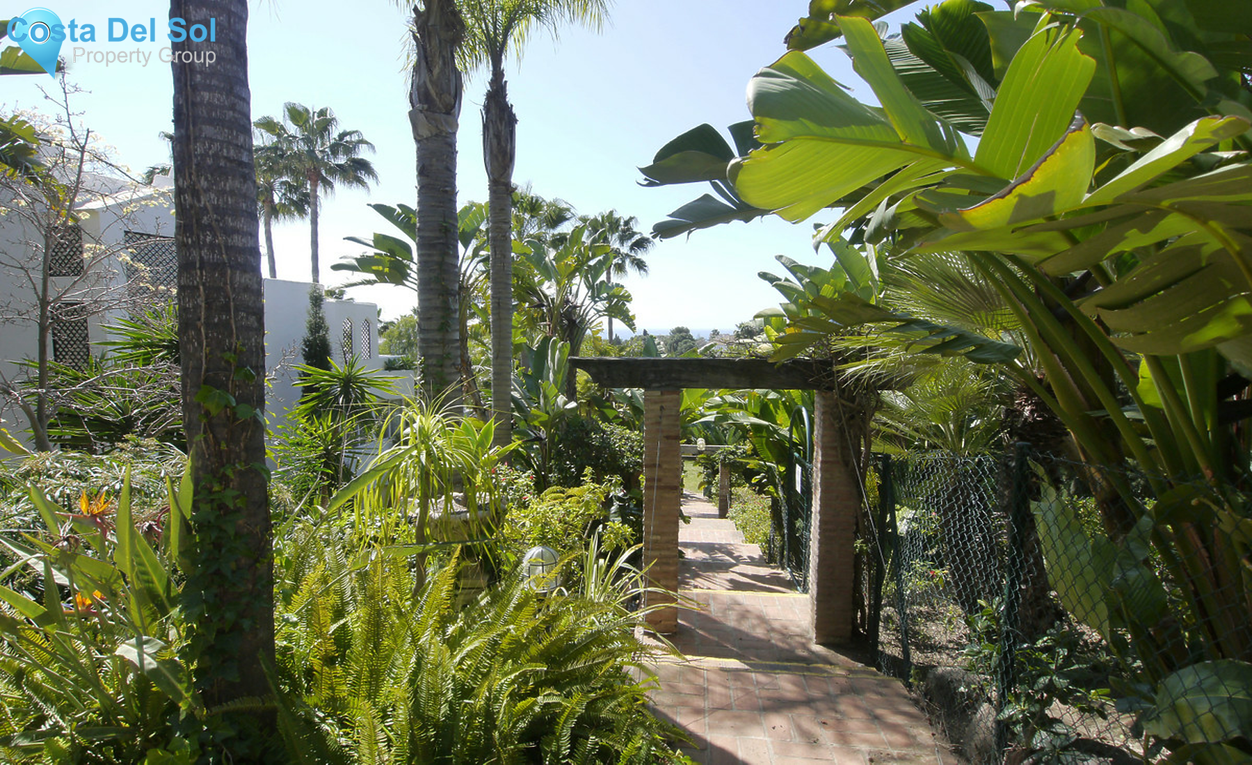 Middle Floor Apartment in Las Chapas-1343248