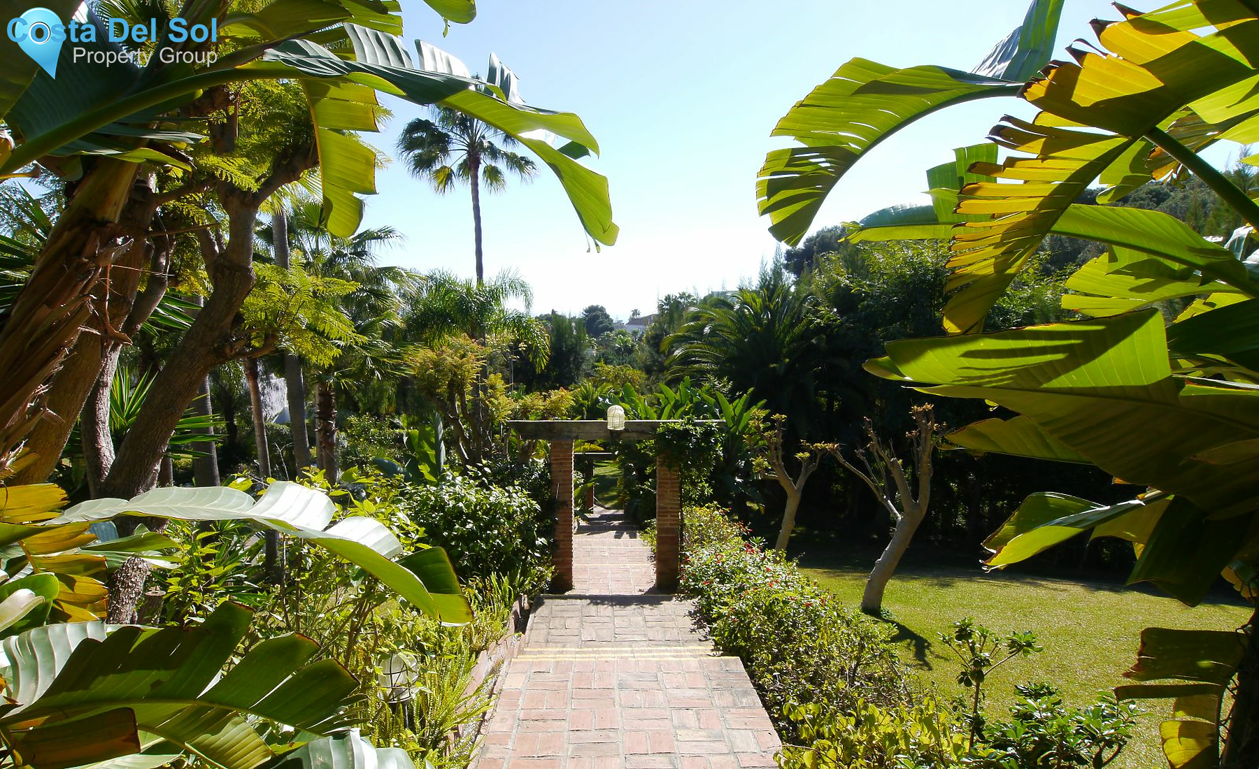 Middle Floor Apartment in Las Chapas-1167889