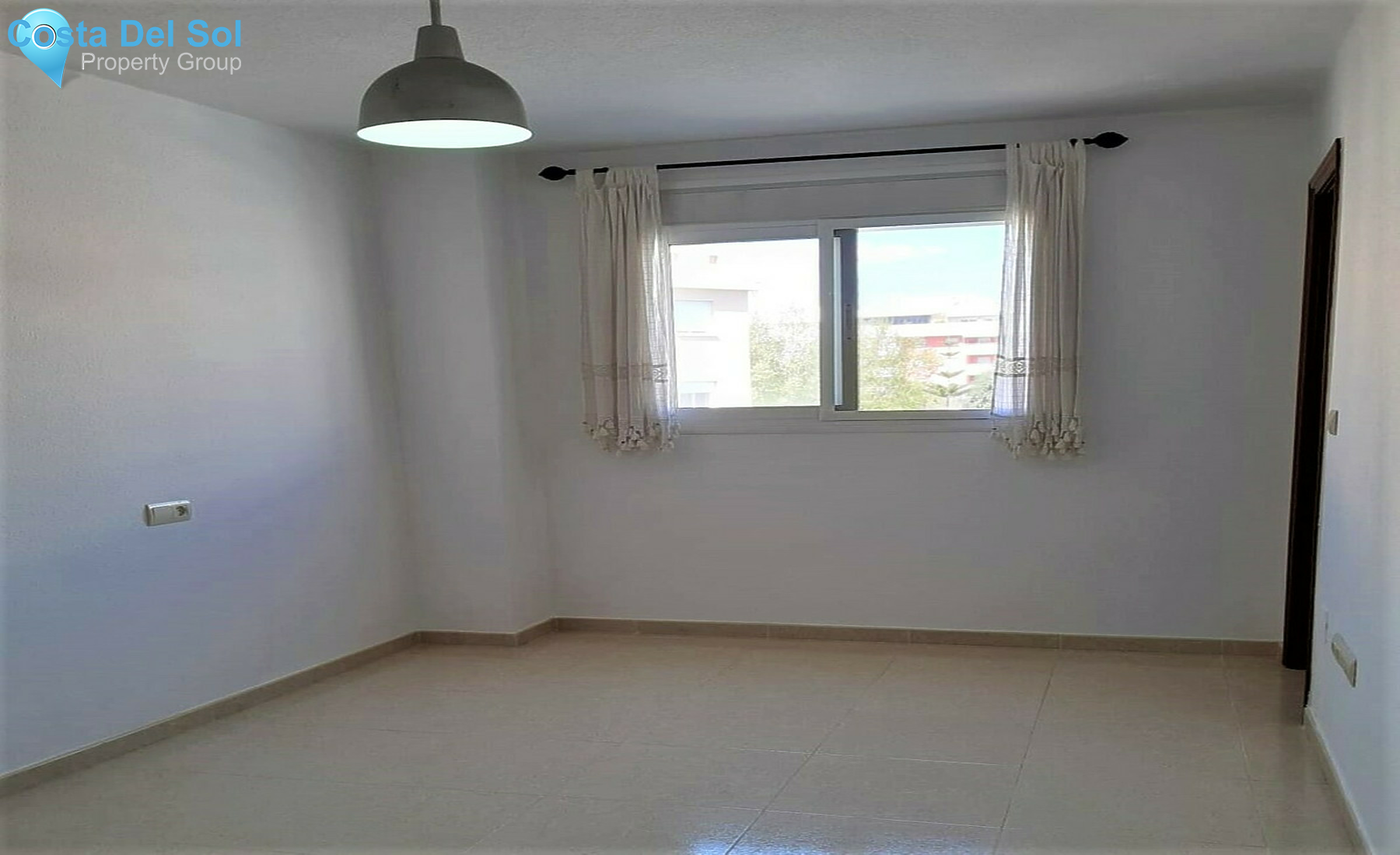 Middle Floor Apartment in Las Lagunas-1294340