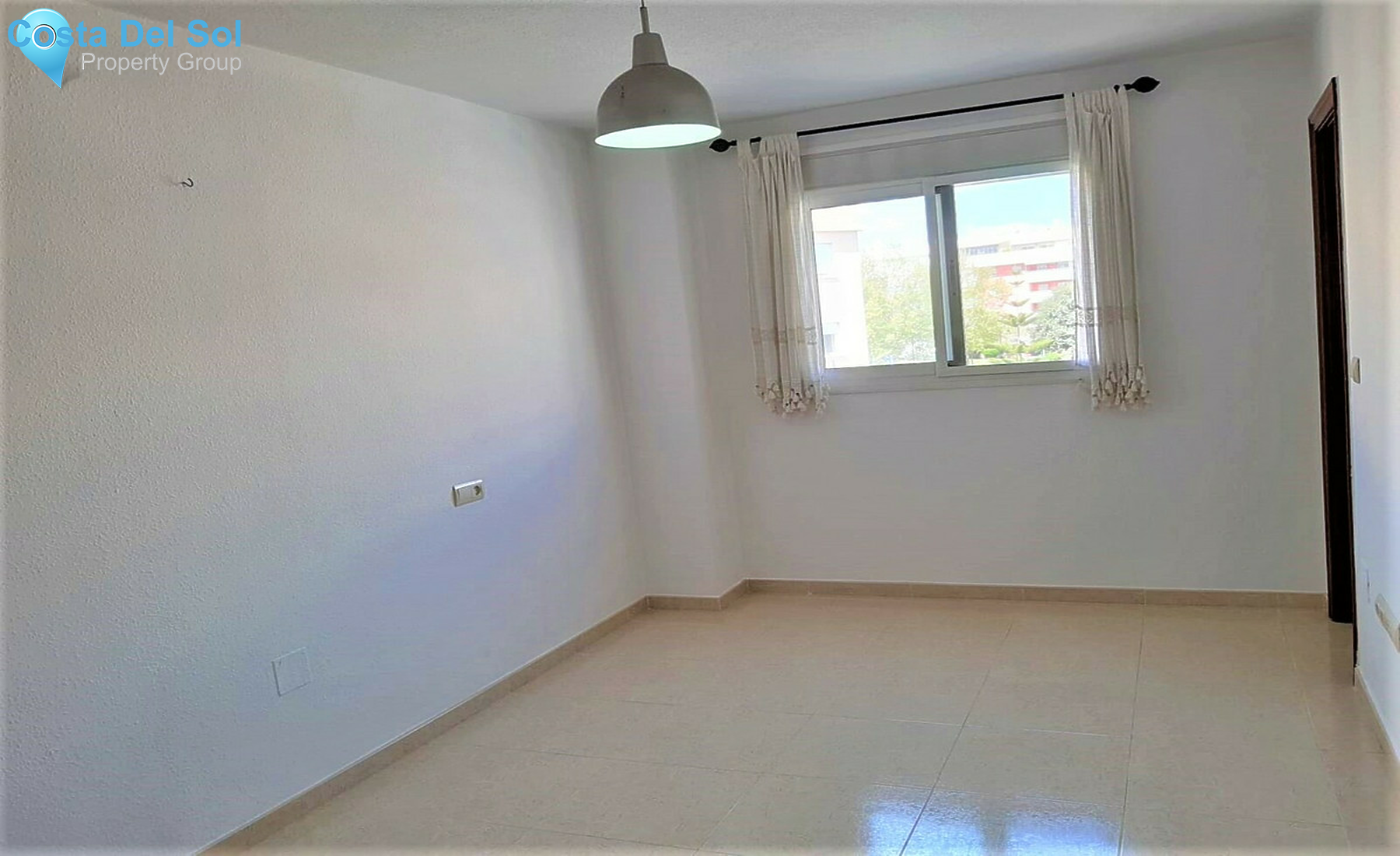 Middle Floor Apartment in Las Lagunas-1294341
