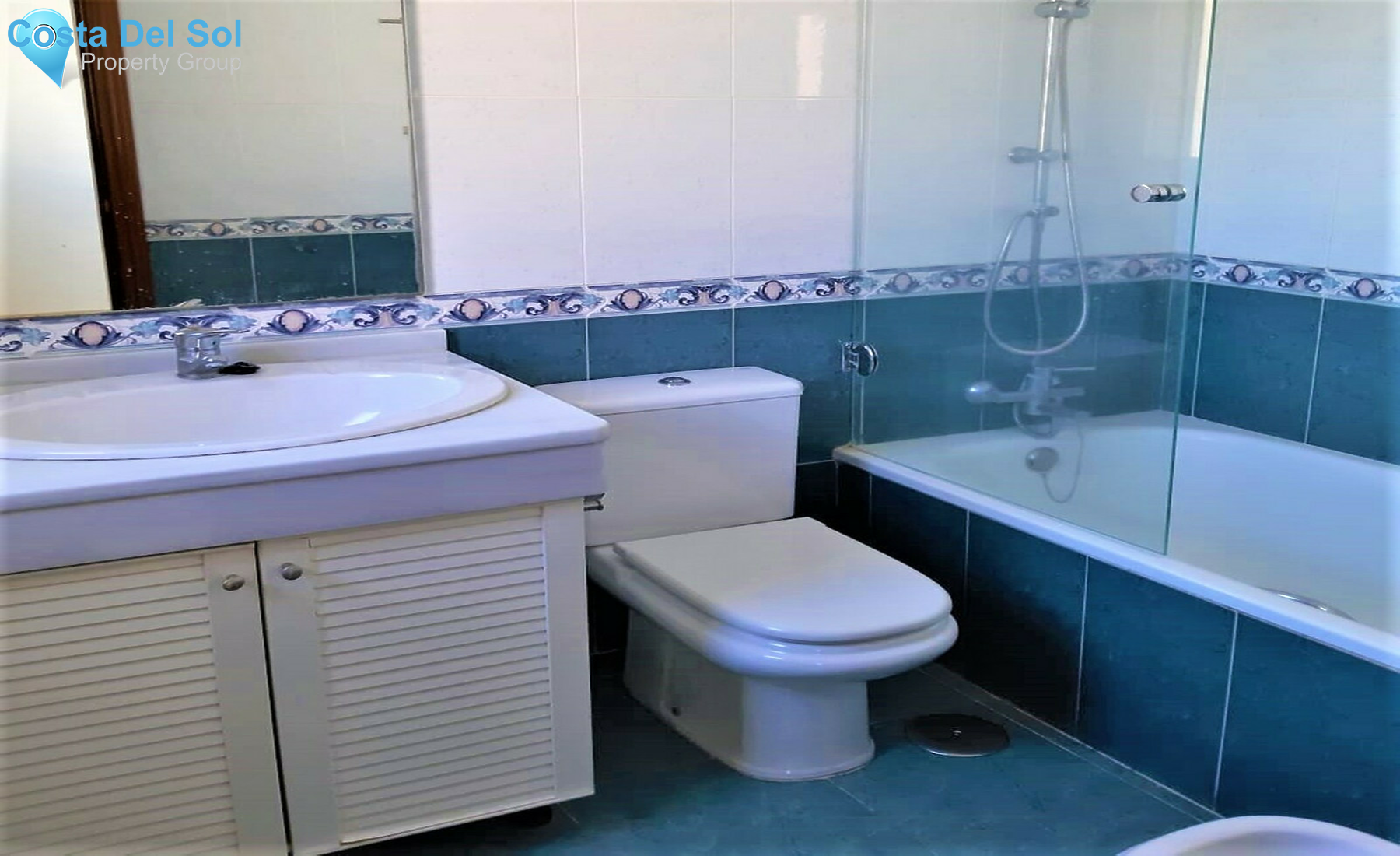 Middle Floor Apartment in Las Lagunas-1294343