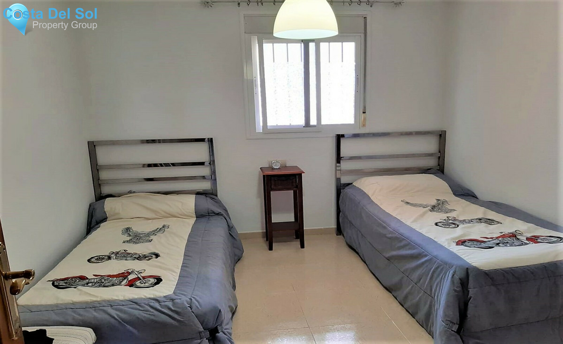 Middle Floor Apartment in Las Lagunas-1294344