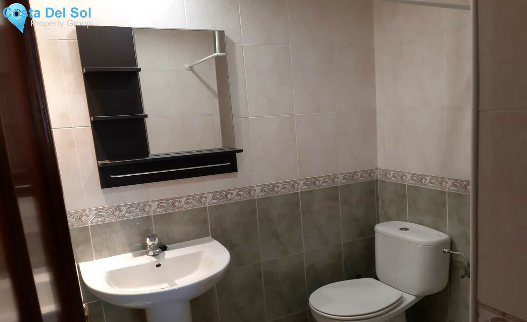 Middle Floor Apartment in Las Lagunas-1294347