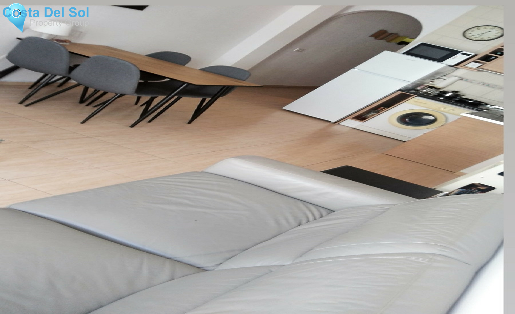 Middle Floor Apartment in Las Lagunas-1328814