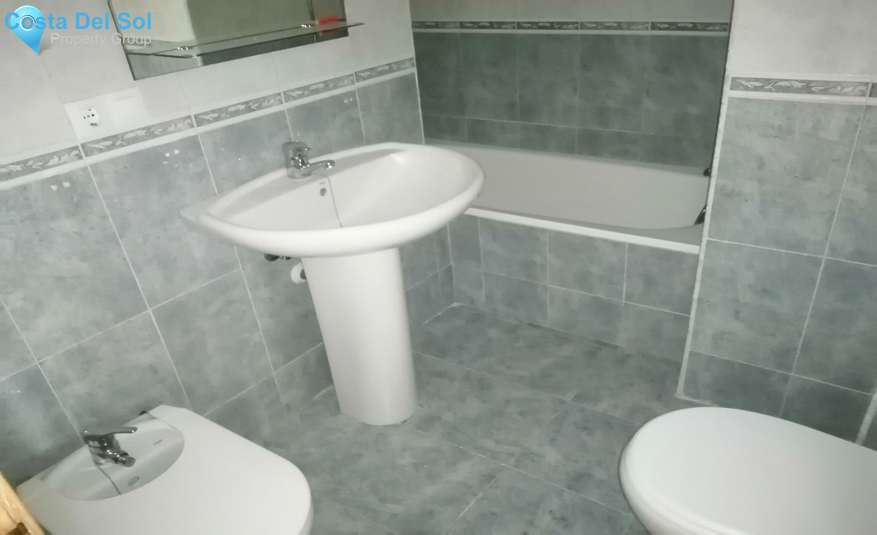 Middle Floor Apartment in Las Lagunas-1359544