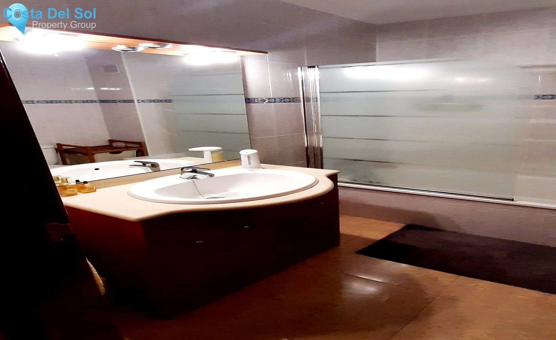 Middle Floor Apartment in Las Lagunas-1363167