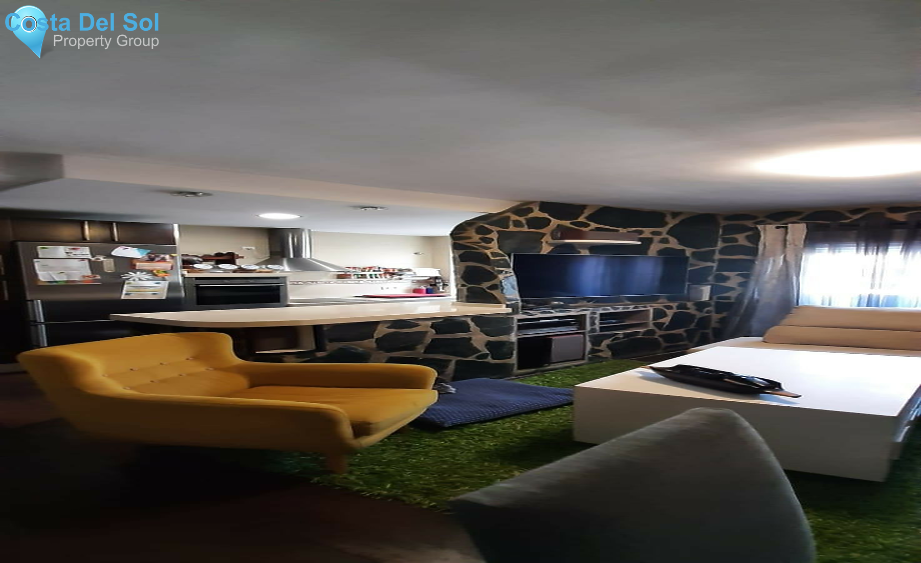 Middle Floor Apartment in Las Lagunas-1402791