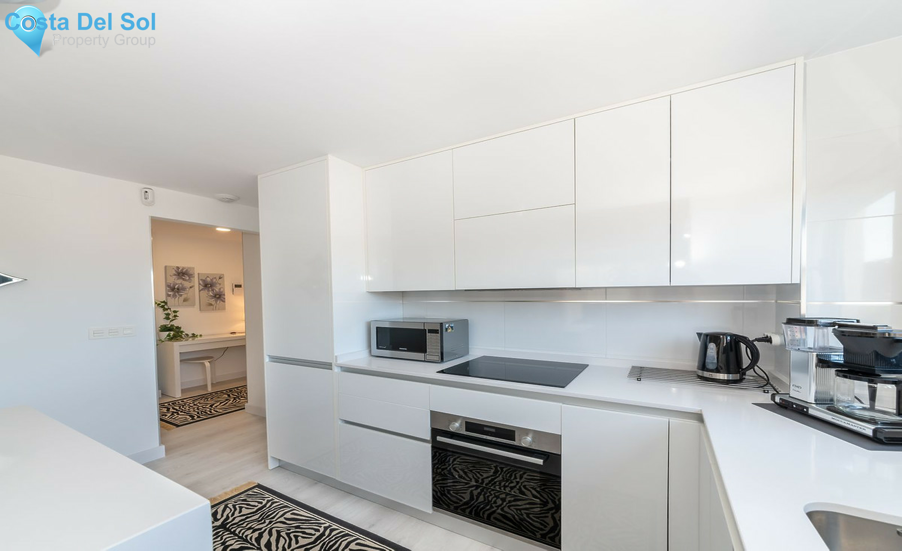 Middle Floor Apartment in Las Lagunas-1542769