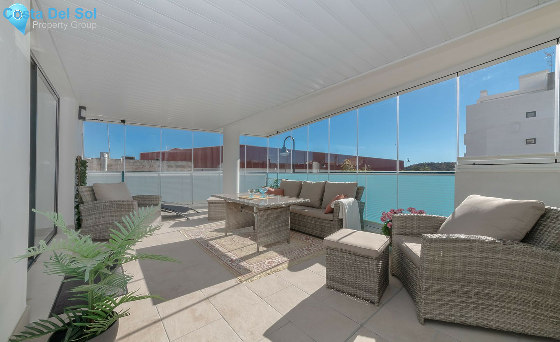 Middle Floor Apartment in Las Lagunas-1542773