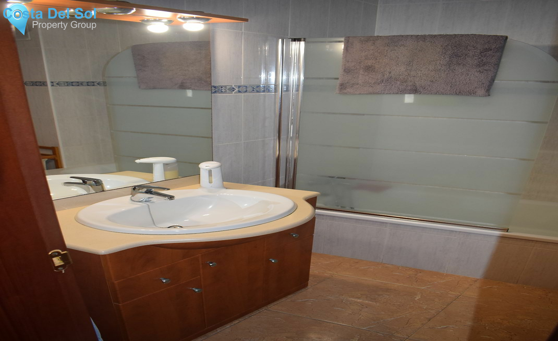 Middle Floor Apartment in Las Lagunas-1168266