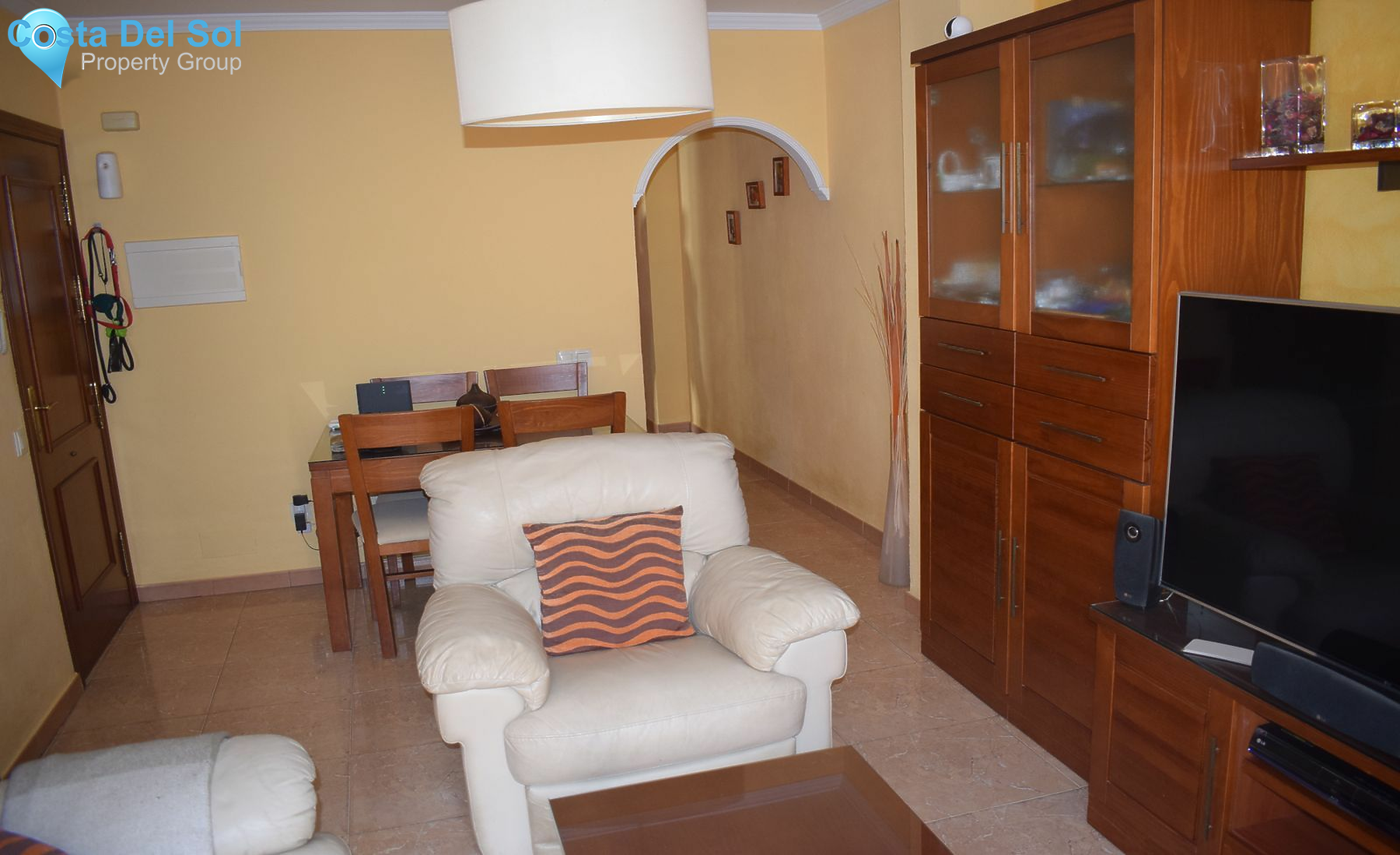 Middle Floor Apartment in Las Lagunas-1168267