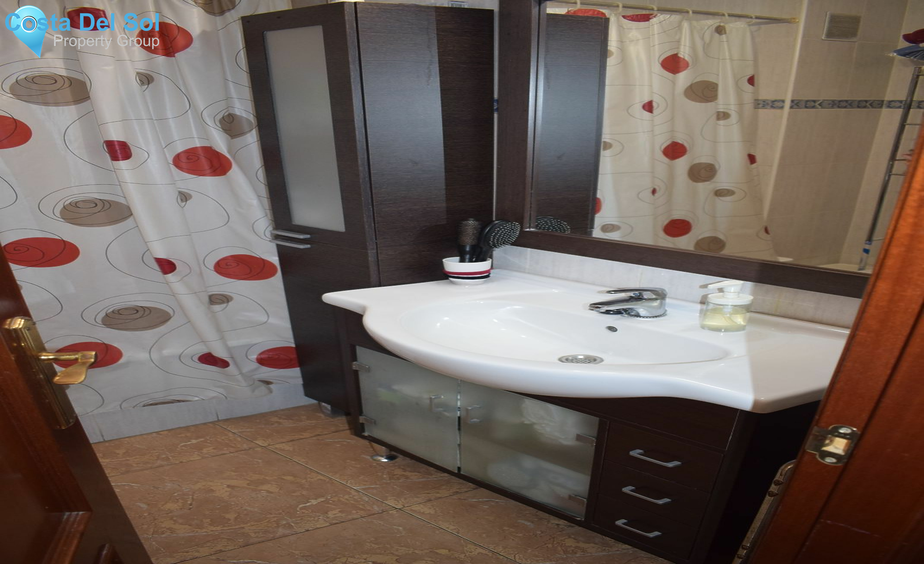 Middle Floor Apartment in Las Lagunas-1187374