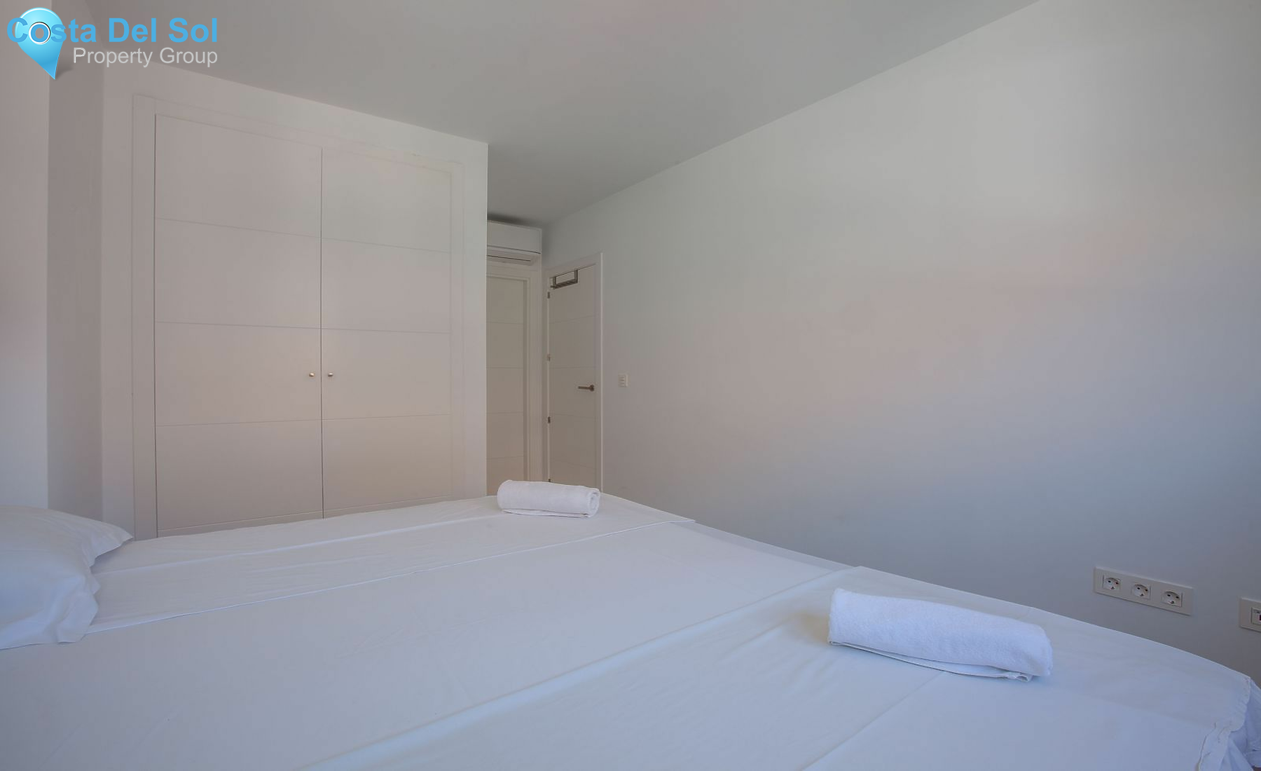 Middle Floor Apartment in Las Lagunas-1189807