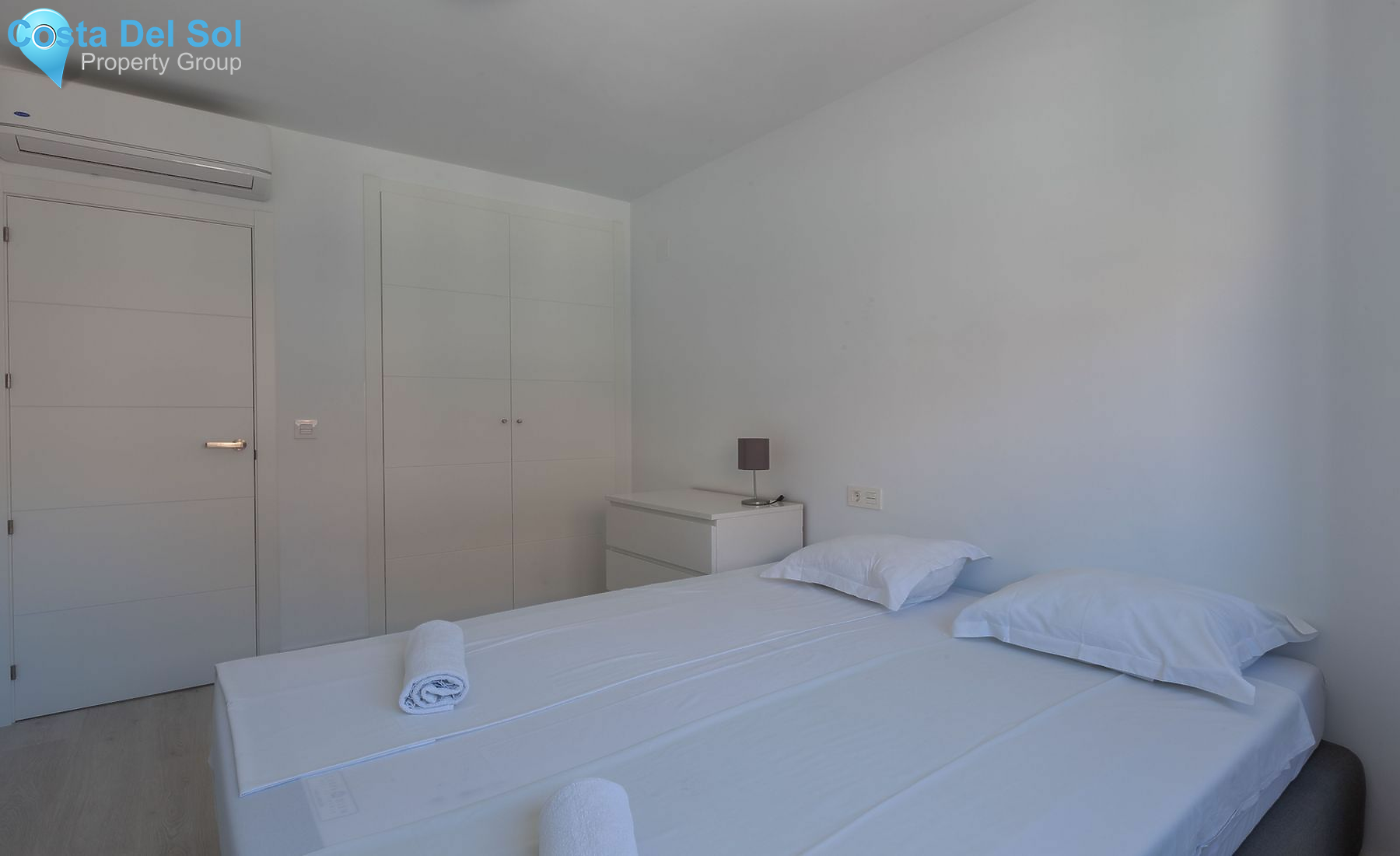 Middle Floor Apartment in Las Lagunas-1189811