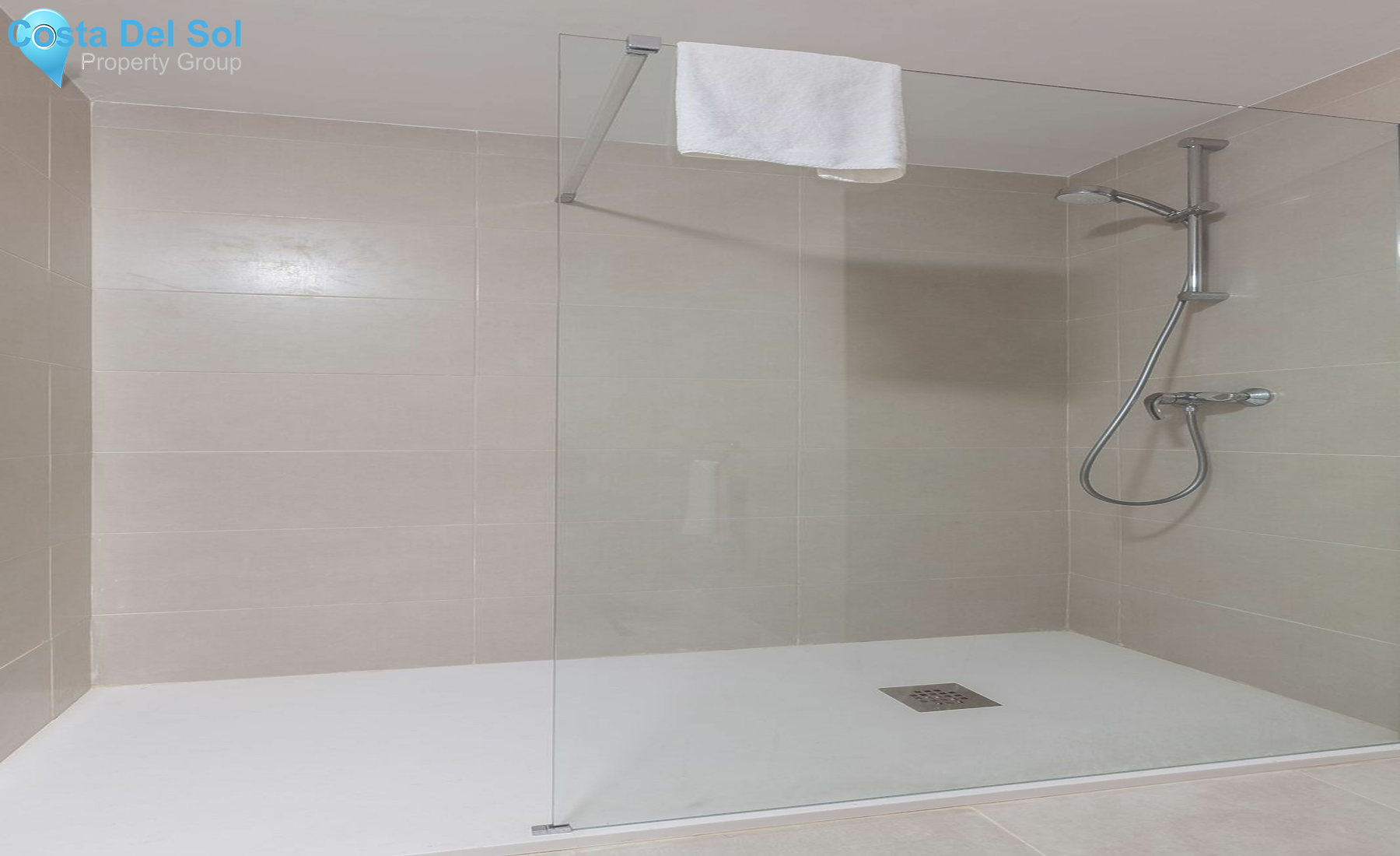 Middle Floor Apartment in Las Lagunas-1189814