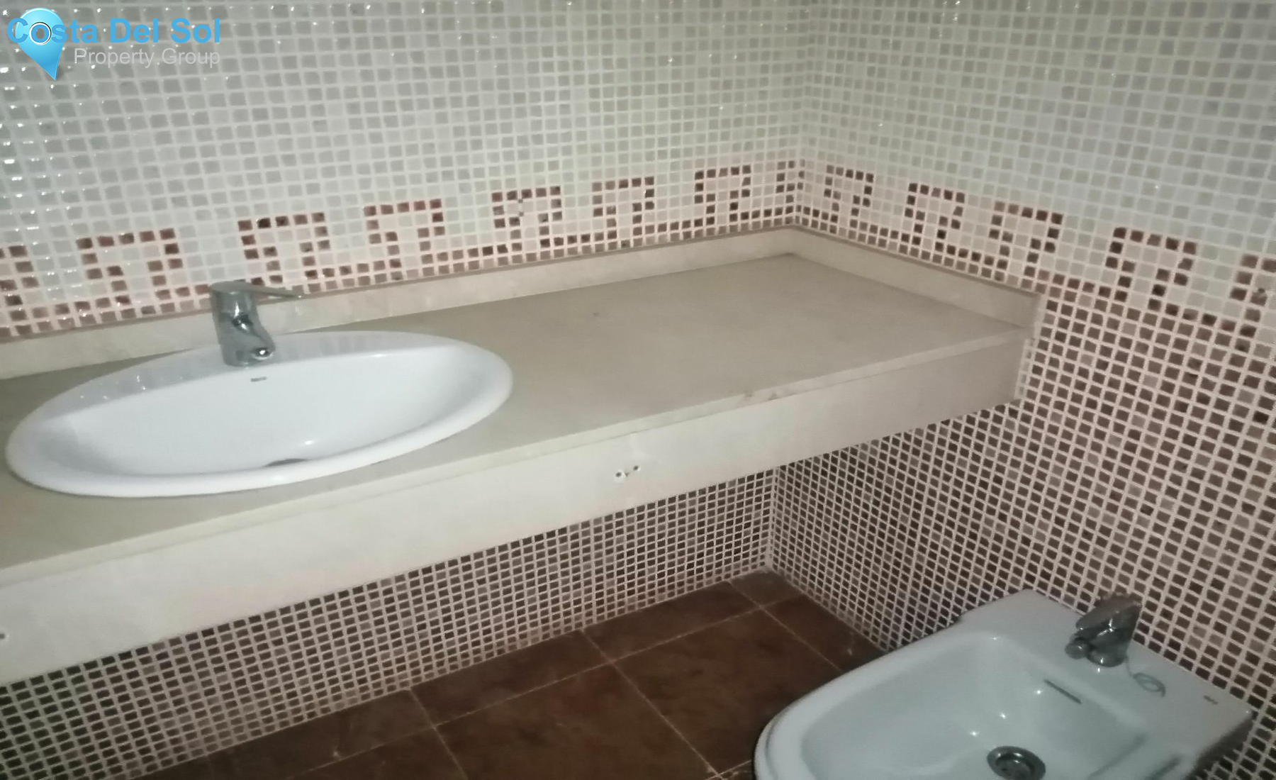 Middle Floor Apartment in Las Lagunas-1208051