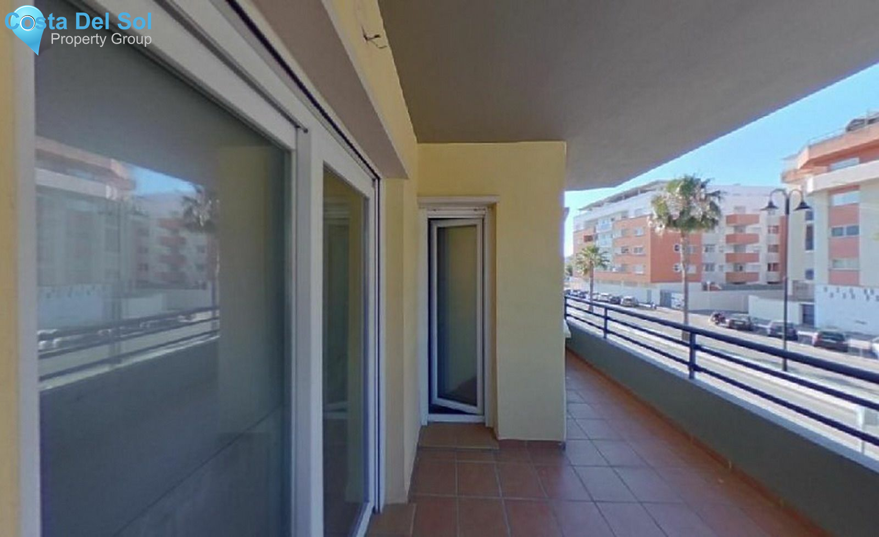 Middle Floor Apartment in Las Lagunas-1208041