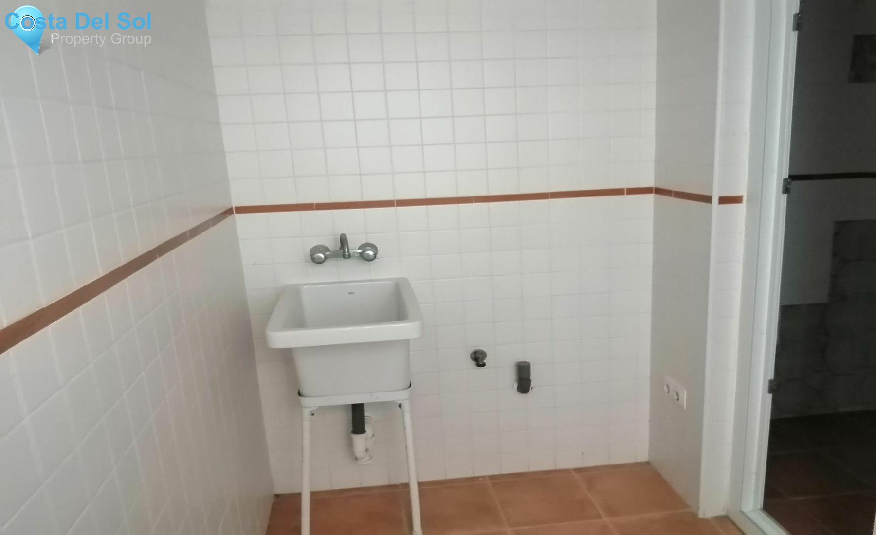 Middle Floor Apartment in Las Lagunas-1208044