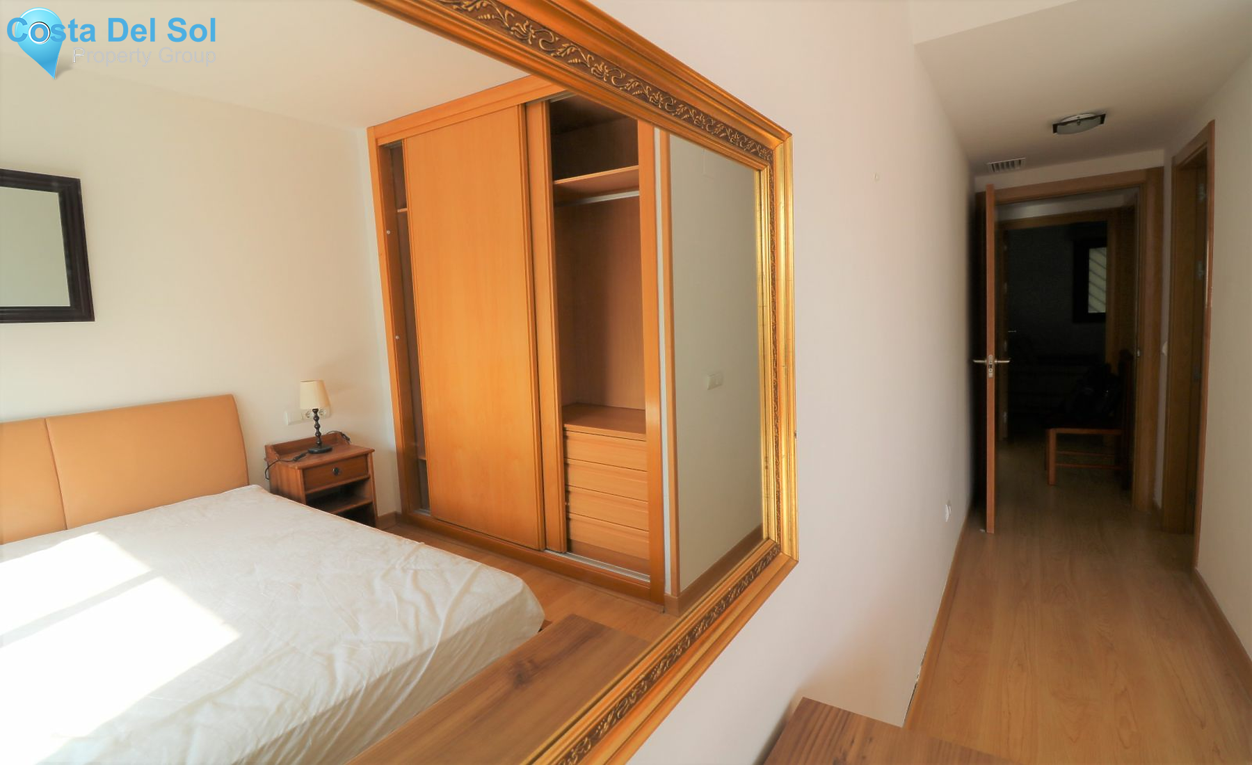 Middle Floor Apartment in Las Lagunas-1209055