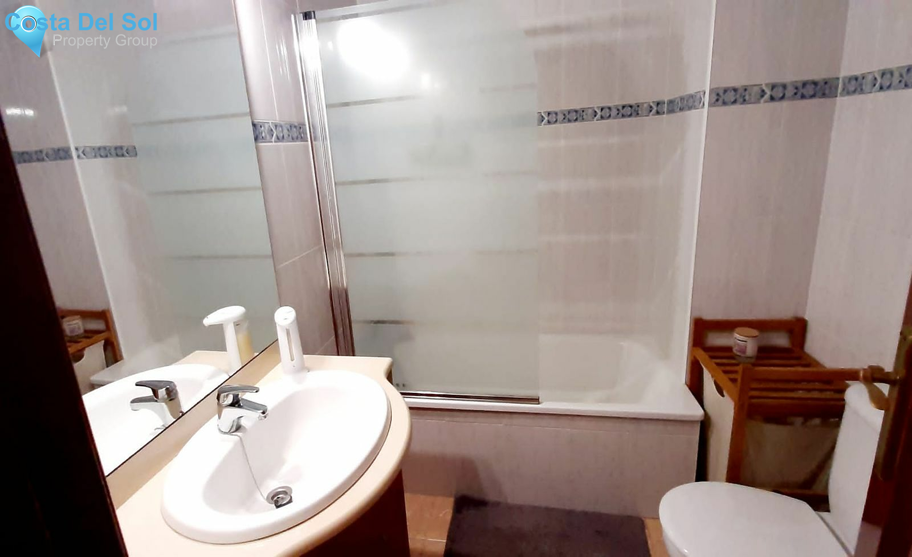 Middle Floor Apartment in Las Lagunas-1390969