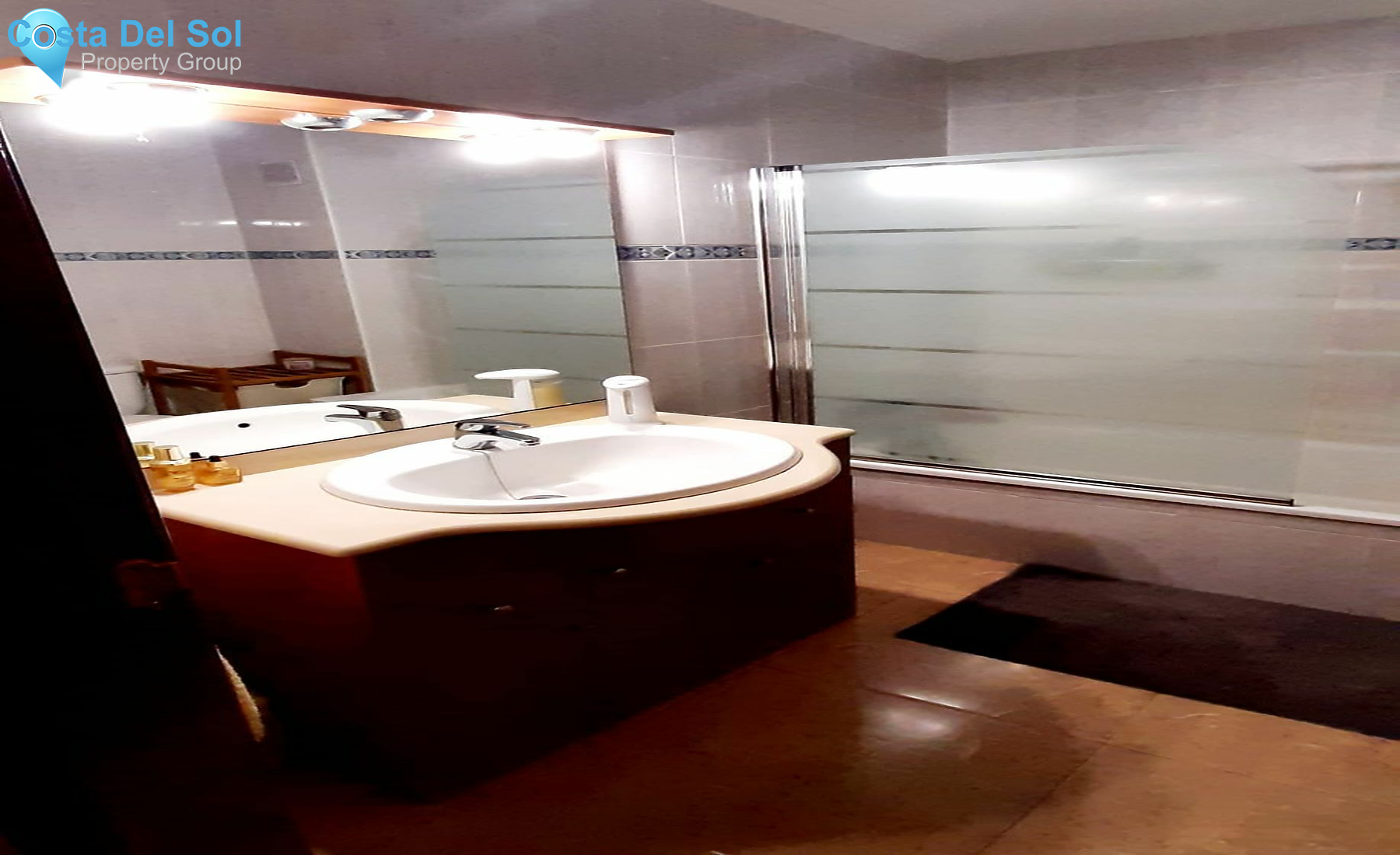 Middle Floor Apartment in Las Lagunas-1390970