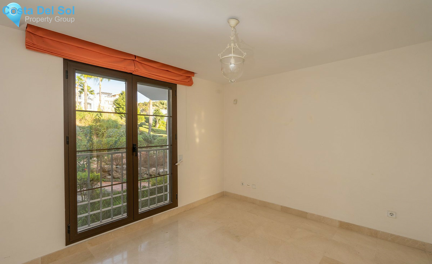 Middle Floor Apartment in Los Arqueros-1498931