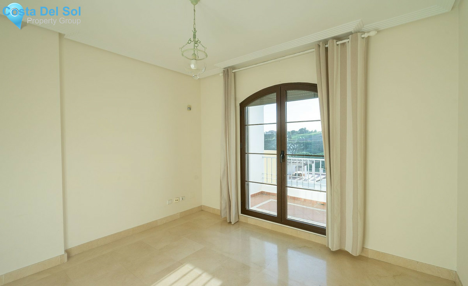 Middle Floor Apartment in Los Arqueros-1498935