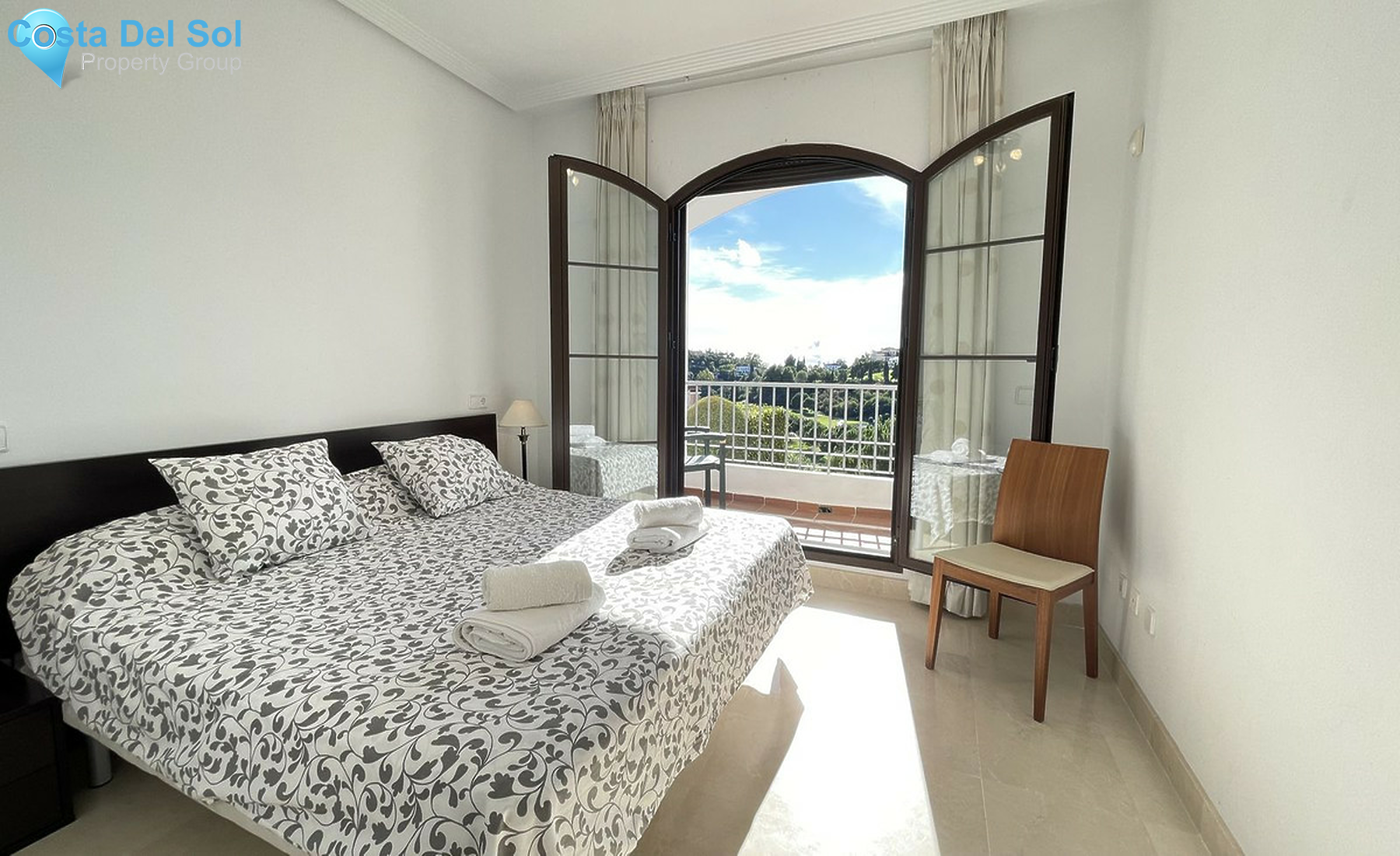 Middle Floor Apartment in Los Arqueros-1542207