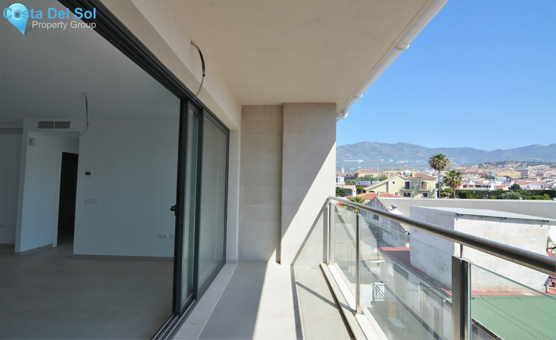 Middle Floor Apartment in Los Boliches-1289139