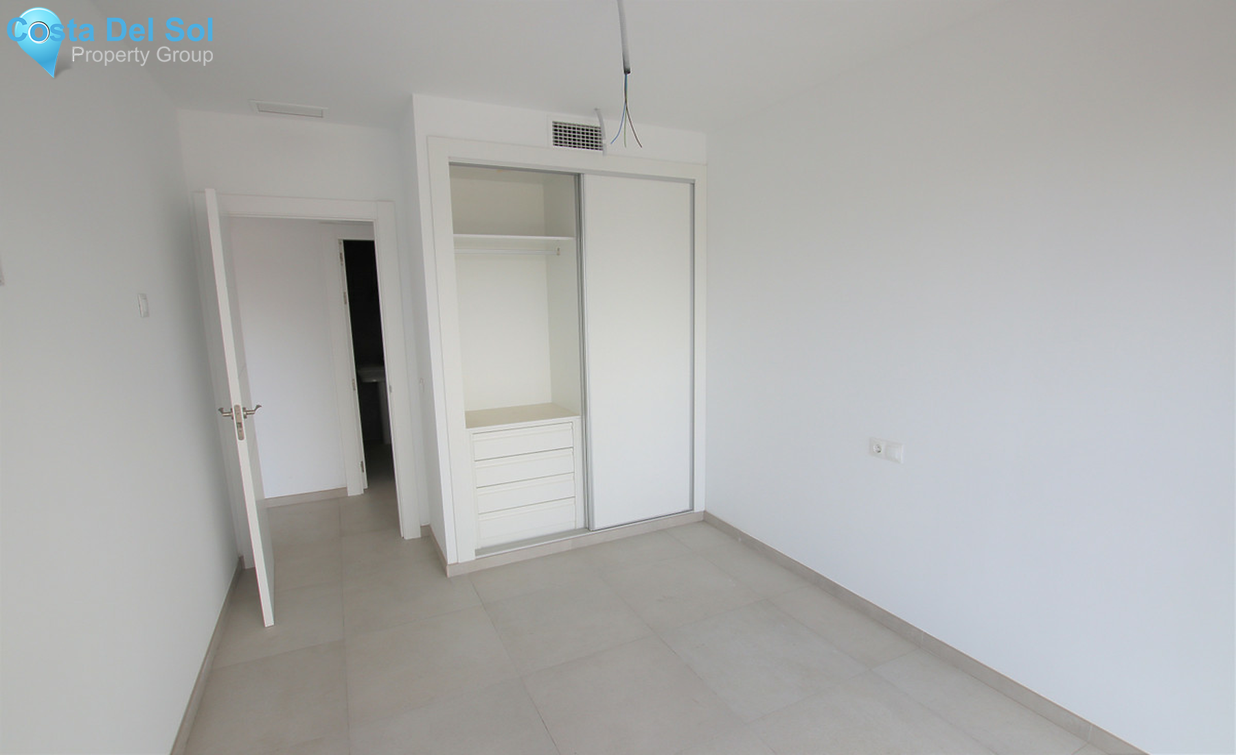 Middle Floor Apartment in Los Boliches-1289144