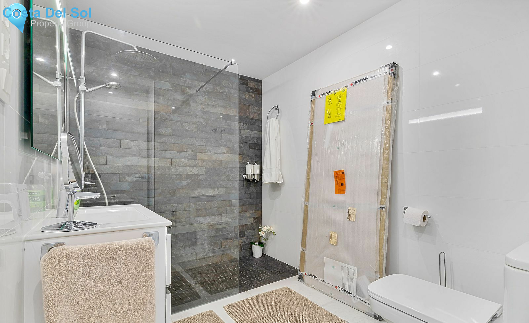 Middle Floor Apartment in Los Boliches-1481257