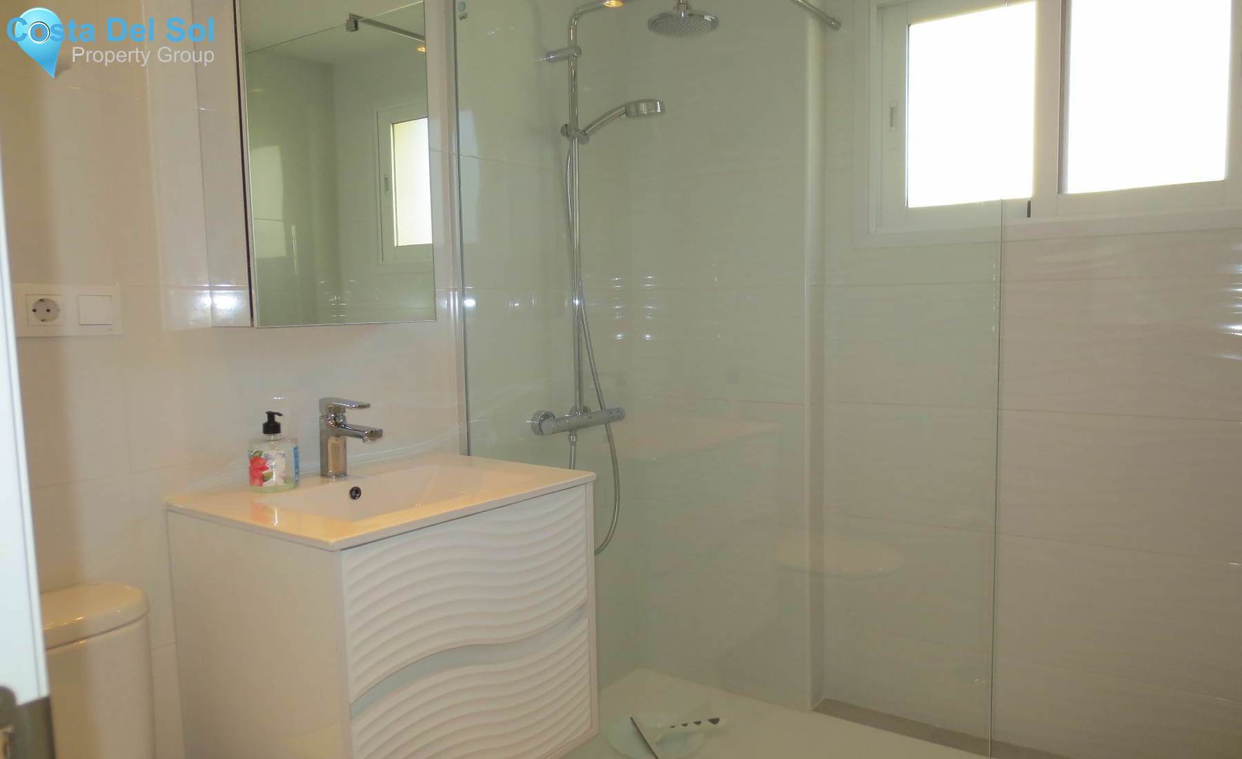 Middle Floor Apartment in Los Boliches-1513339