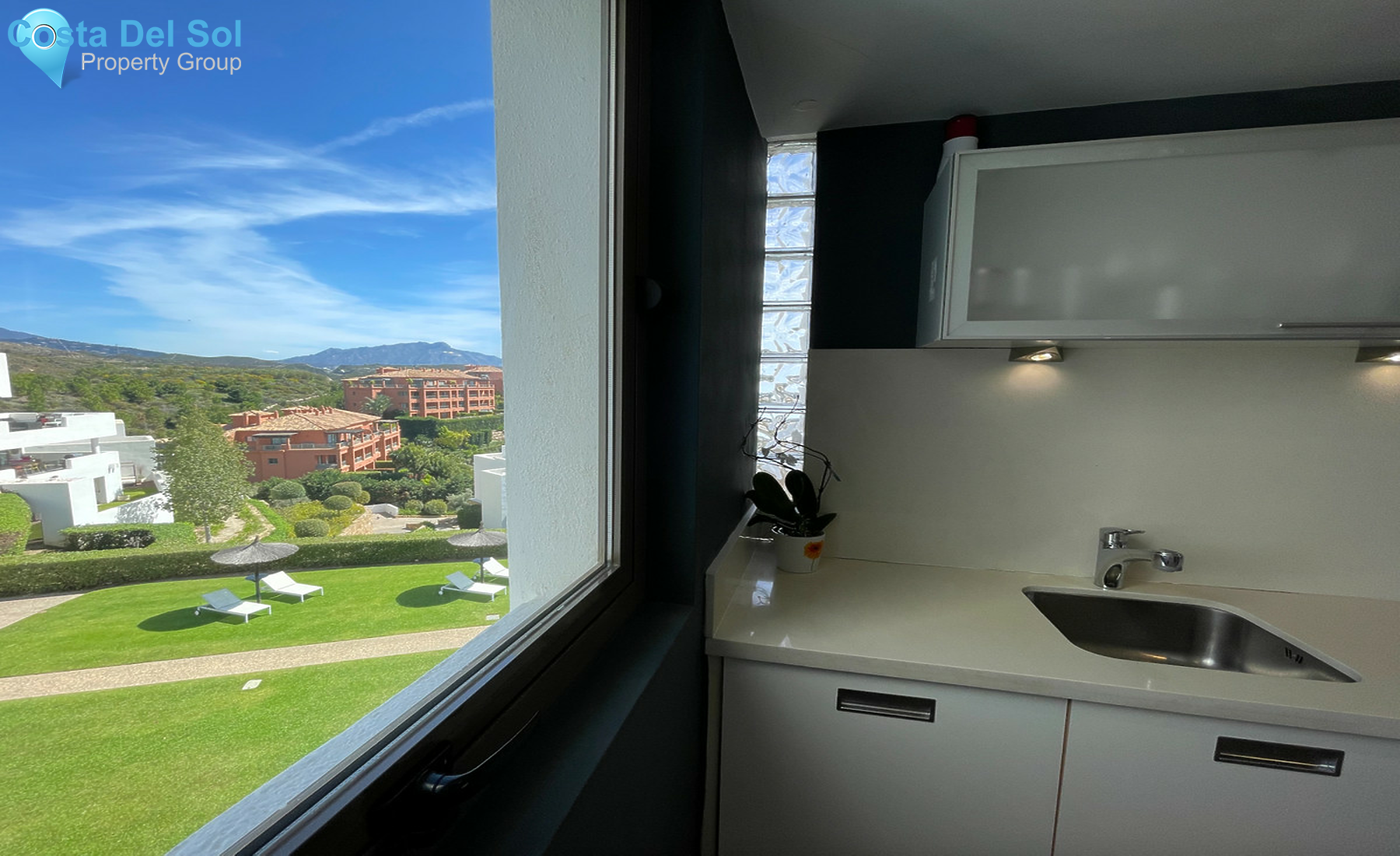 Middle Floor Apartment in Los Flamingos-1373055