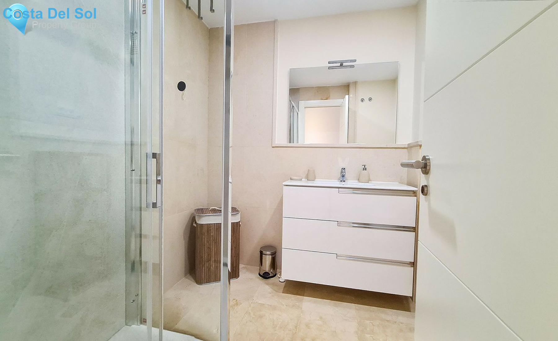 Middle Floor Apartment in Los Flamingos-1402315